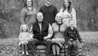 11 Tips for Beautiful Black-and-White Family Photos
