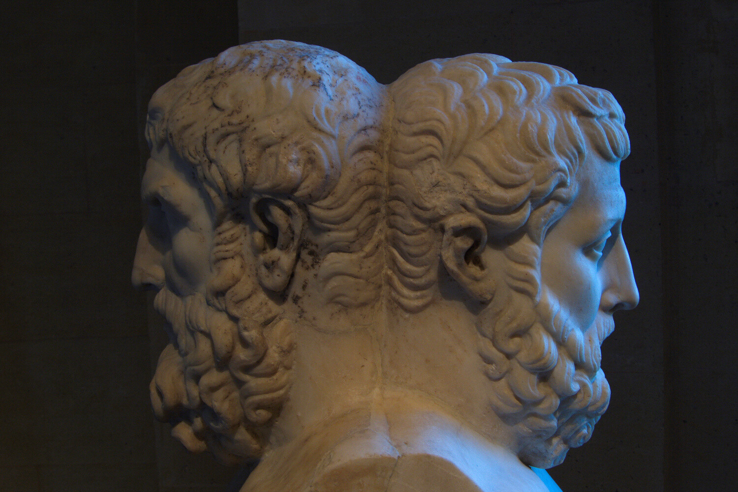 white balance adjustments for artwork statue